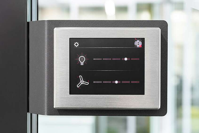 Bedienpanel Kühlung im Raum-in-Raum System Bedienpanel im Raum-in-Raum System für die Steuerung der Kühlung