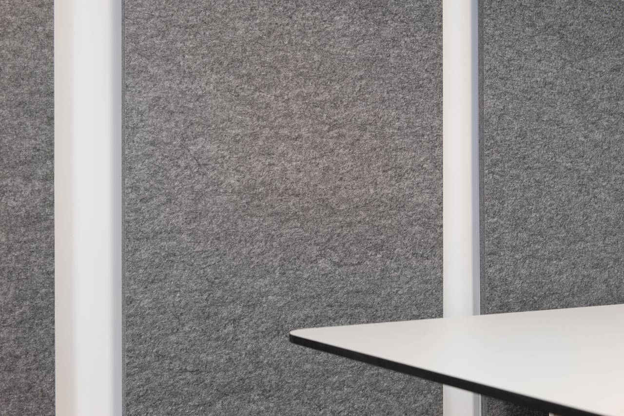 Wandabsorber peTEX Detail peTEX Absorber haben eine Oberfläche wie ein Designfilz