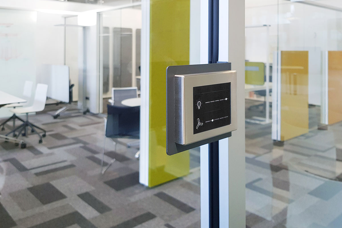 Bedienpanel Licht im Raum-in-Raum System Bedienpanel im Raum-in-Raum System für die Steuerung der Beleuchtung