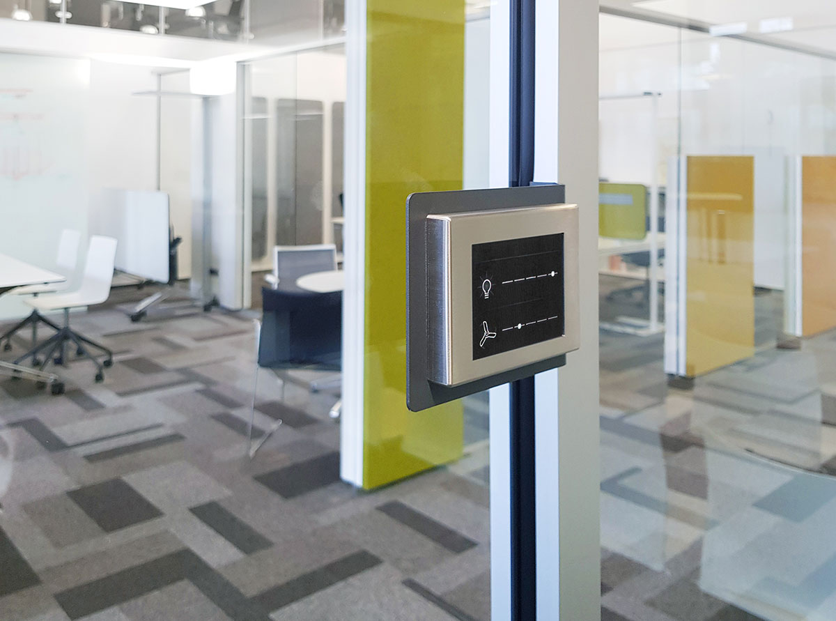 Bedienpanel für Licht und Lüftung Bedienpanel im Raum in Raum System